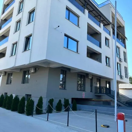 Garsoniera Zona Centrala Craiova Exterior photo