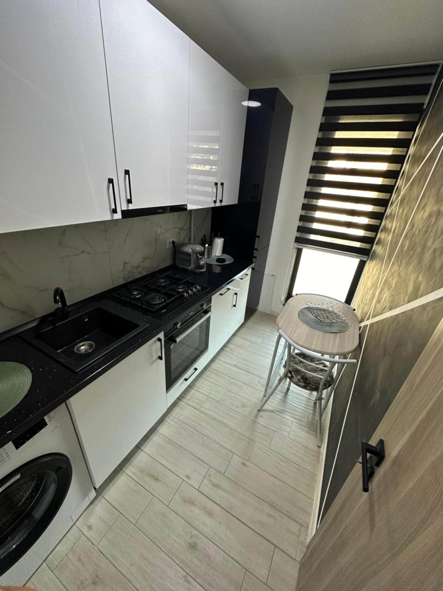 Garsoniera Zona Centrala Apartment *